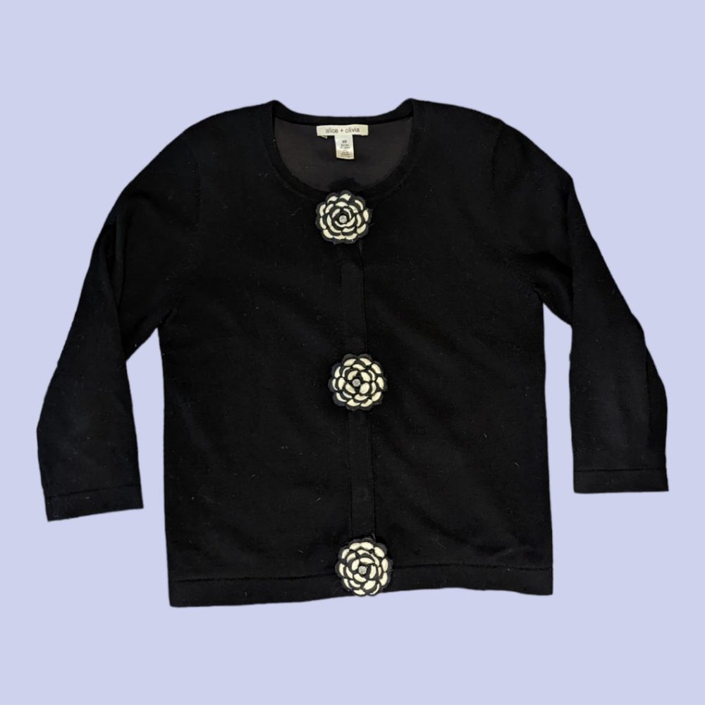 Alice + Olivia | Silk Lined Women's Flower Snap Button Cardigan Black XS